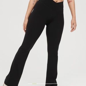 NWT Small Long Aerie OFFLINE Real Me Crossover Flare Leggings